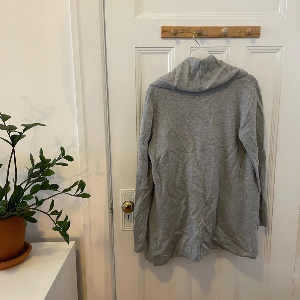 Grey Cardigan - Picture 3 of 3